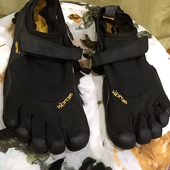 vibram five fingers size 44